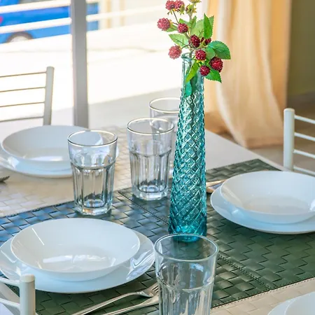 Stella Marina - Sea View, Close To The Apartment Agnone Bagni